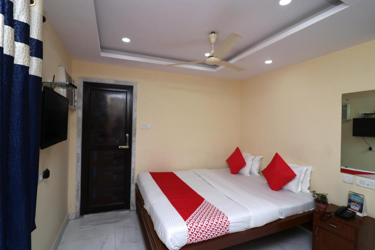 Oyo Flagship 16209 Hotel Ambar Palace Bara Bazar Ngoại thất bức ảnh