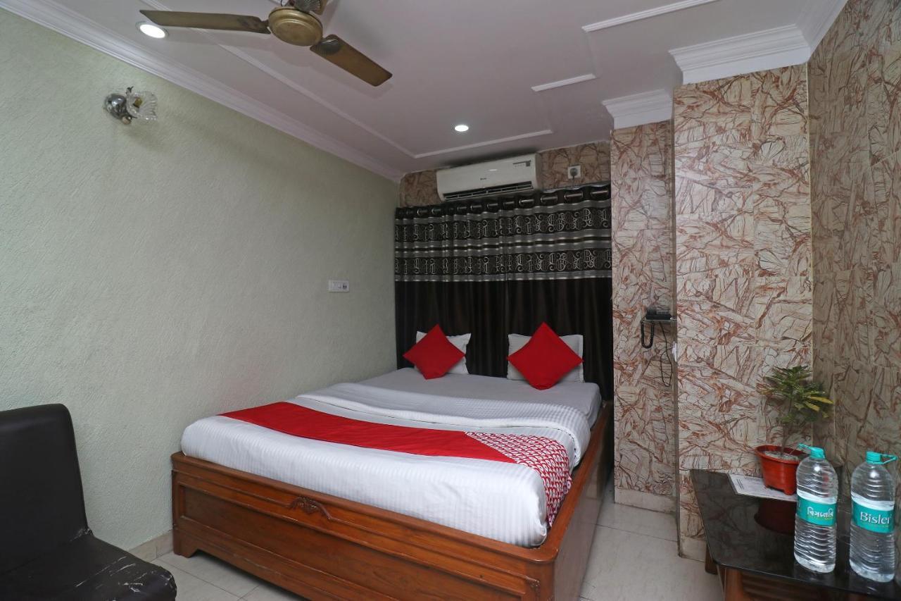 Oyo Flagship 16209 Hotel Ambar Palace Bara Bazar Ngoại thất bức ảnh